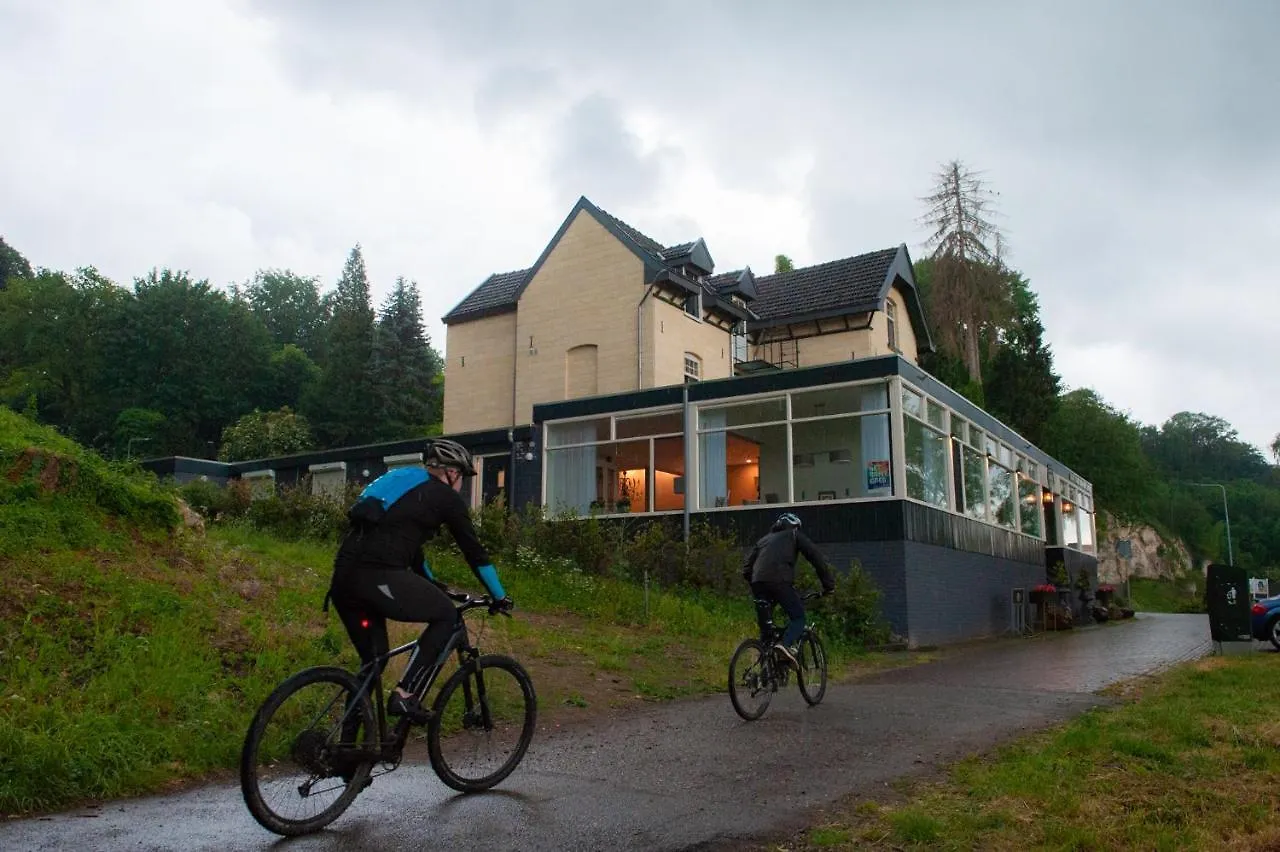B&B Brakke Berg Berg en Terblijt 2*,
